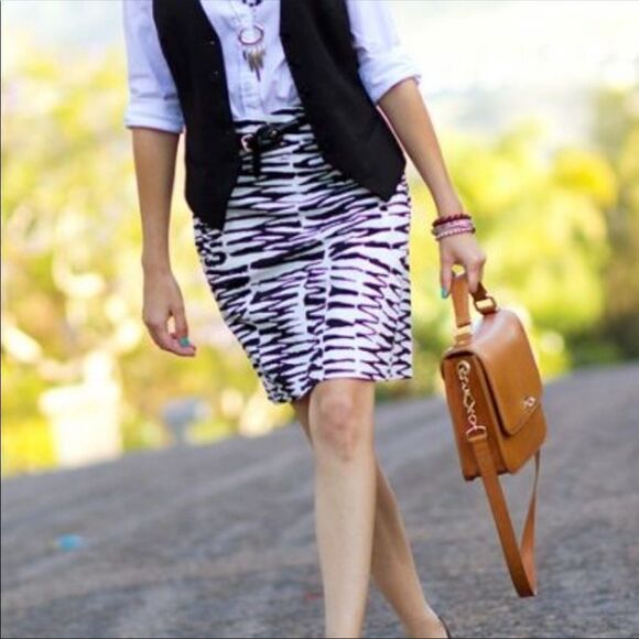 NWT Banana Republic x Trina Turk zebra print lined skirt 6 - Picture 1 of 8